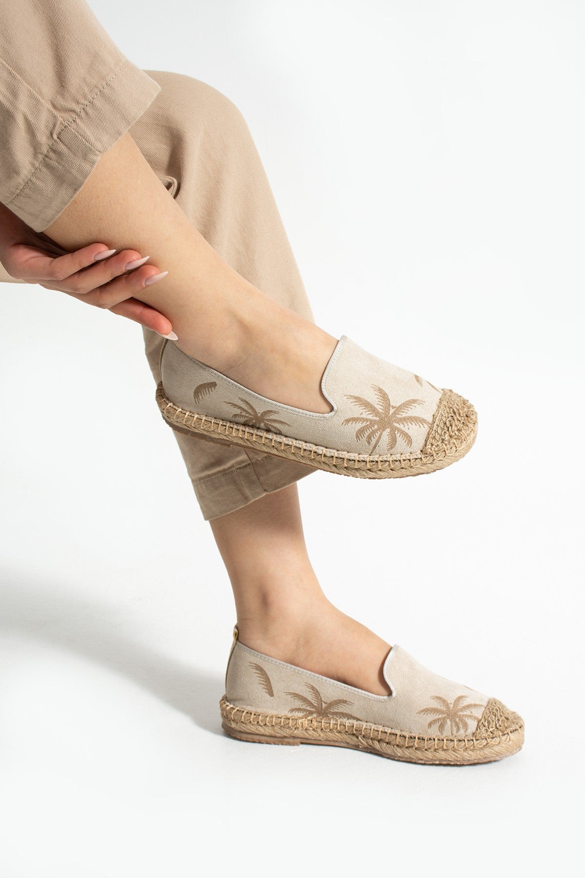 Bej Kadın Desenli Hasır Taban Espadril Rahat ve Ergonomik Ayakkabı