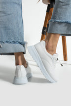 Beyaz Bağcıklı Spor Ayakkabı Comfort Yumuşak Tabanlı Bağcıklı Snekaer