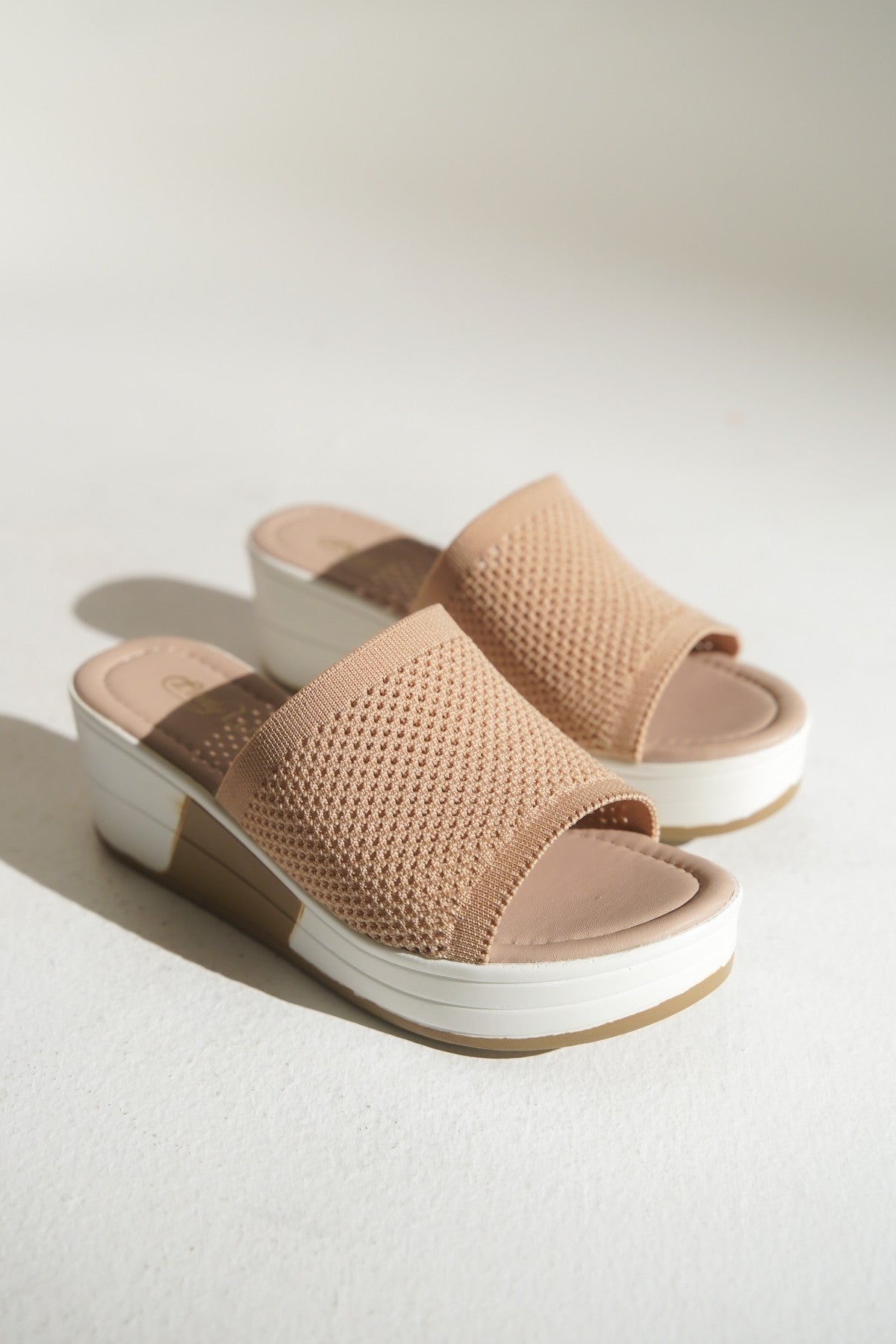 Nude Dolgu Topuk Terlik Rahat Comfort (6cm)