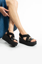 Dolgu Topuk Sandalet Rahat Ayak Yapısına Uygun Ergonomik