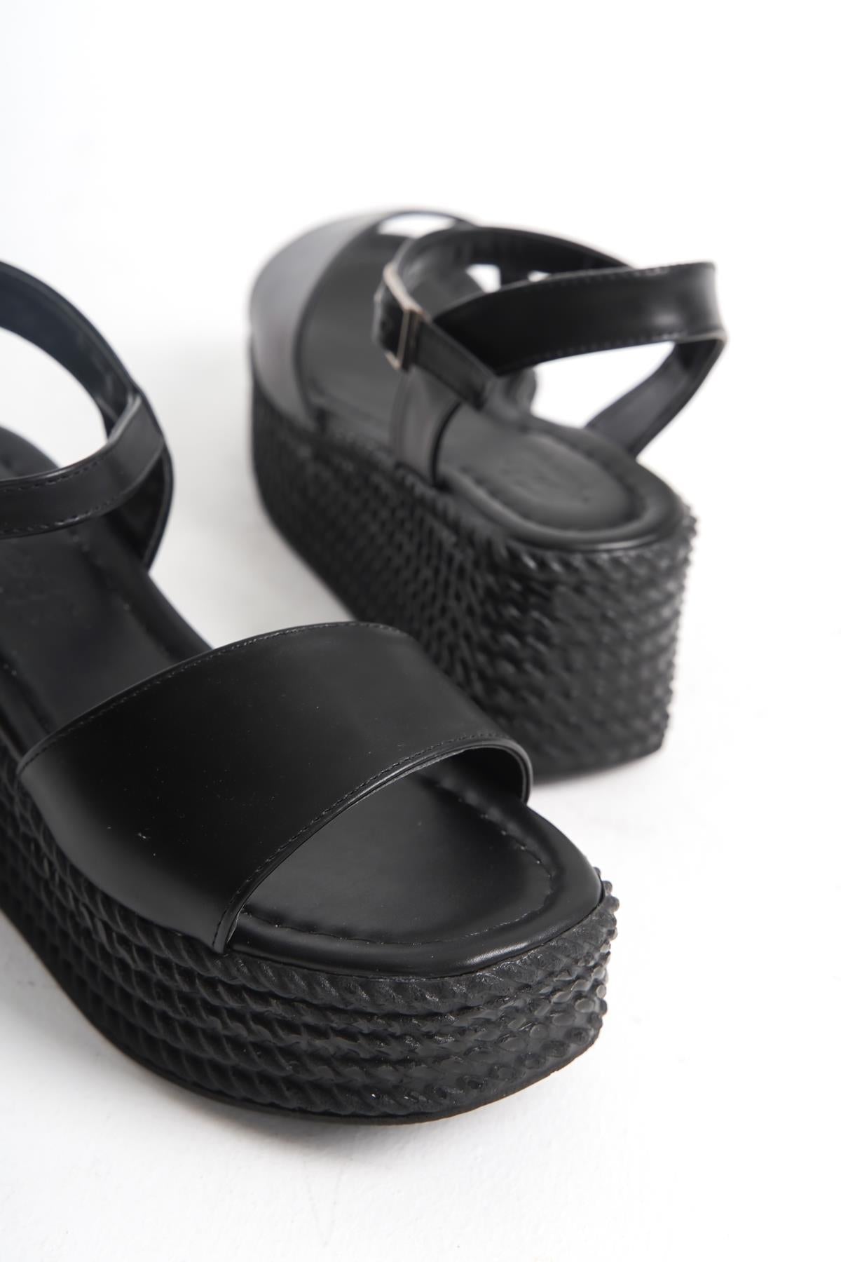 Dolgu Topuk Sandalet Rahat Ayak Yapısına Uygun Ergonomik