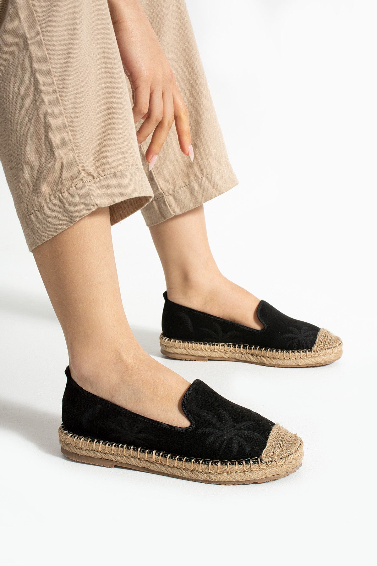 Siyah Kadın Desenli Hasır Taban Espadril Rahat ve Ergonomik Ayakkabı