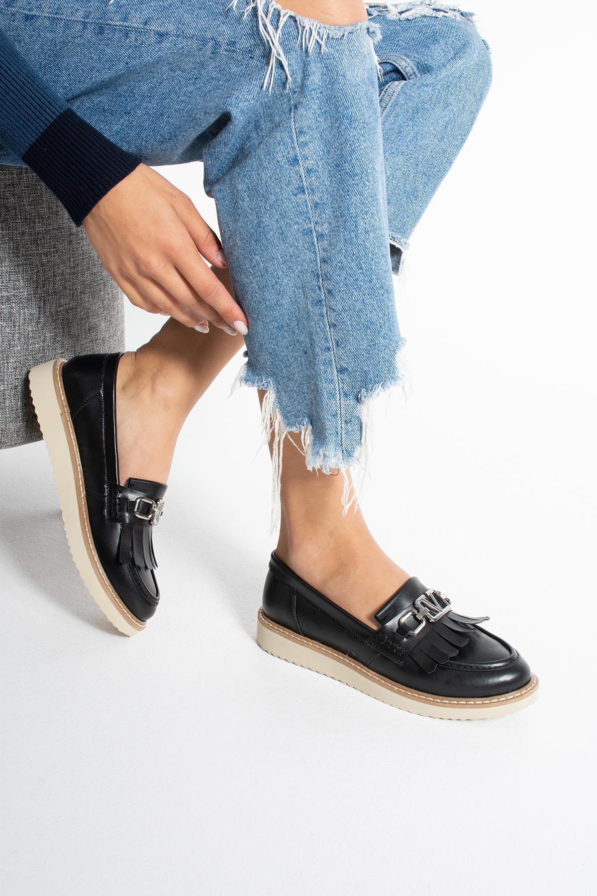 Siyah Kadın Loafer Püsküllü Günlük Rahat Ergonomik Ayakkabı
