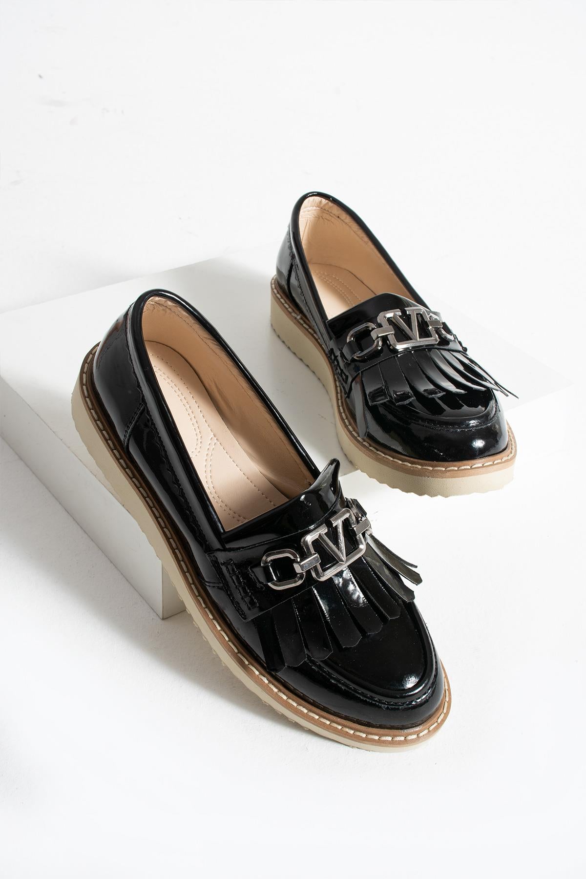 Siyah Kadın Loafer Püsküllü Günlük Rahat Ergonomik Ayakkabı