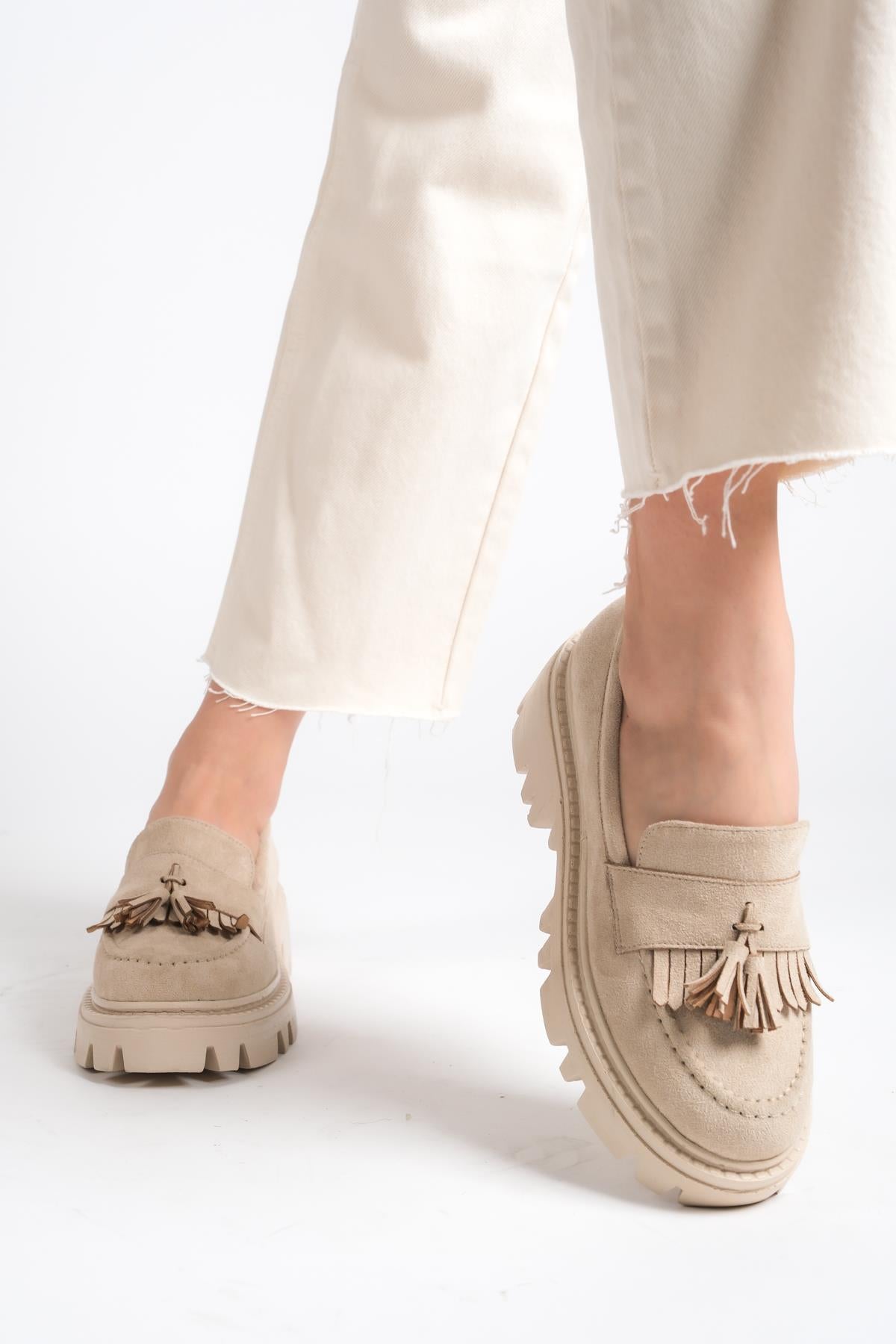 Kadın Püsküllü Günlük Loafer Ayakkabı