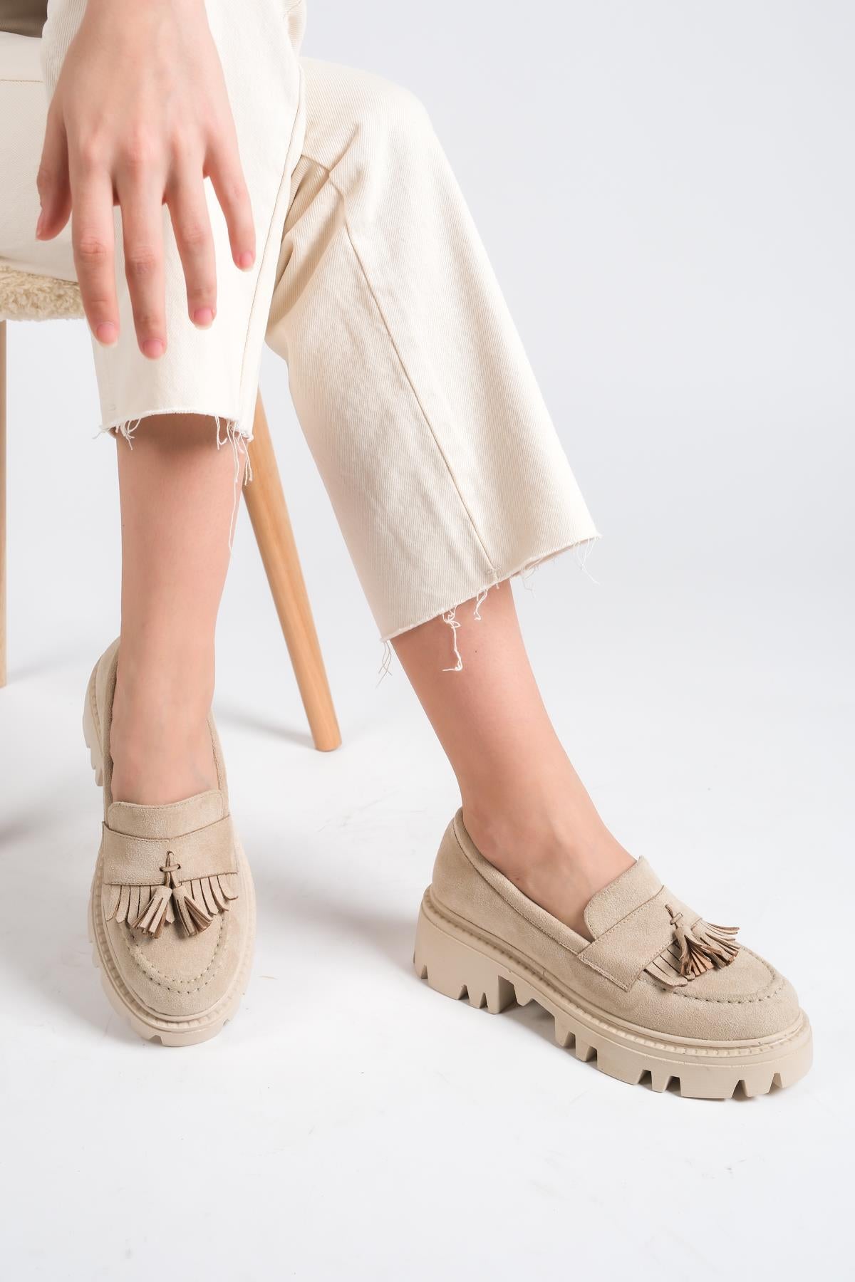 Kadın Püsküllü Günlük Loafer Ayakkabı