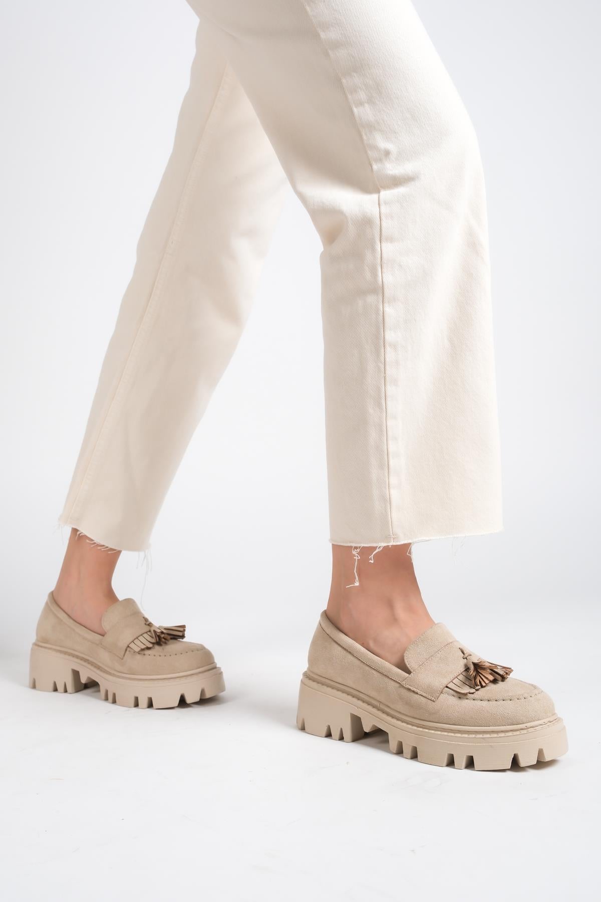 Kadın Püsküllü Günlük Loafer Ayakkabı