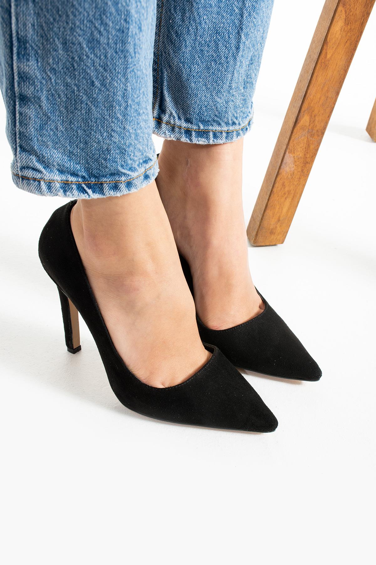 Kadın Stiletto Topuklu Ayakkabı (KALIP KÜÇÜK, BİR BEDEN BÜYÜK ALINIZ)
