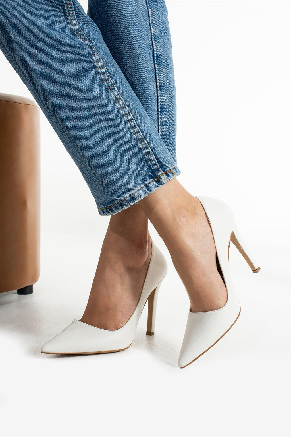 Kadın Stiletto Topuklu Ayakkabı (KALIP KÜÇÜK, BİR BEDEN BÜYÜK ALINIZ)