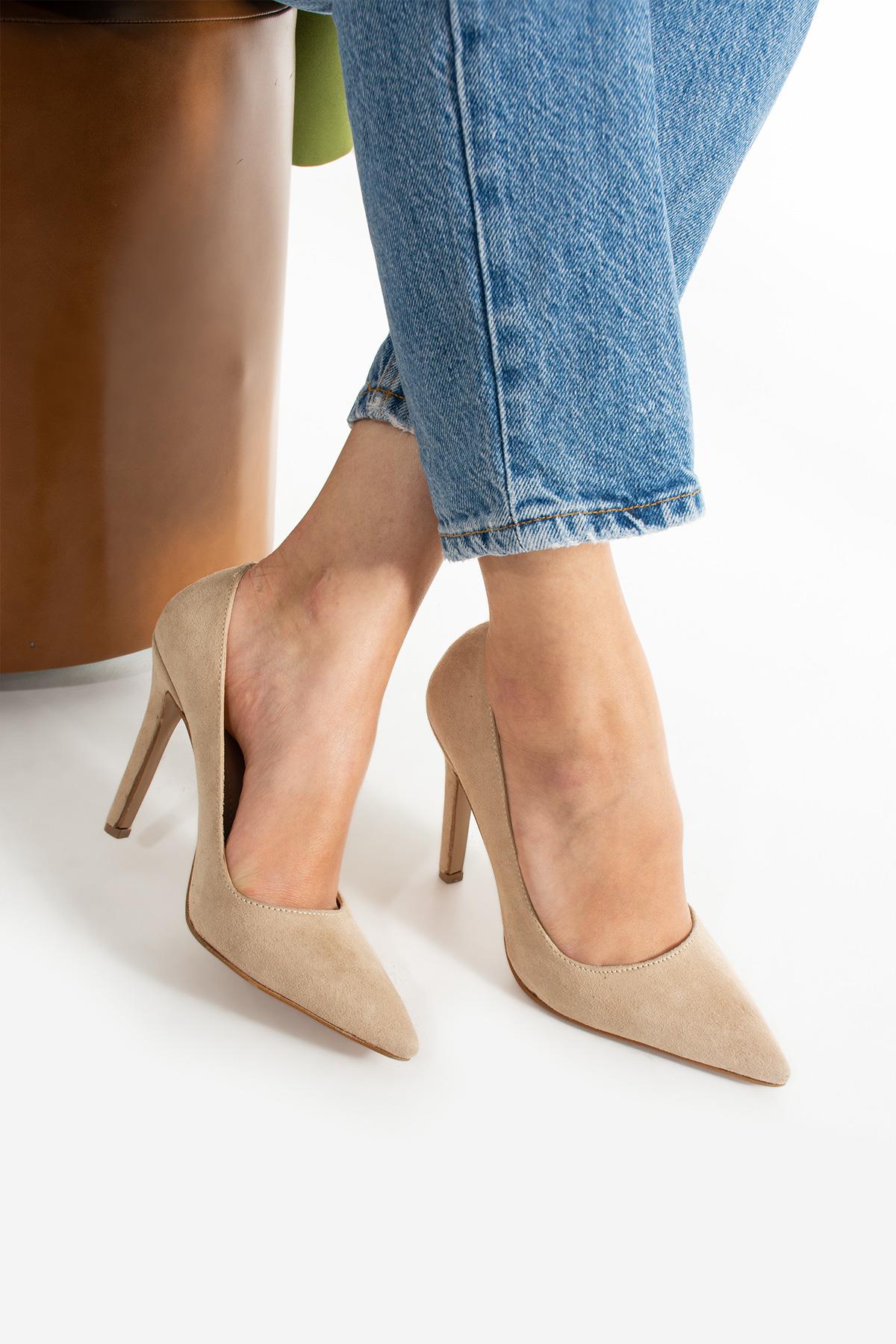 Kadın Stiletto Topuklu Ayakkabı (KALIP KÜÇÜK, BİR BEDEN BÜYÜK ALINIZ)