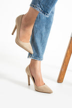 Kadın Stiletto Topuklu Ayakkabı (KALIP KÜÇÜK, BİR BEDEN BÜYÜK ALINIZ)