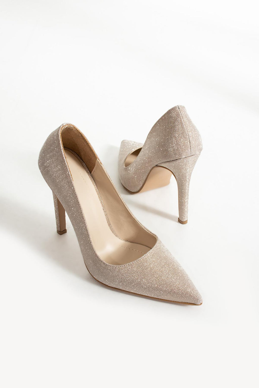 Kadın Stiletto Topuklu Ayakkabı (KALIP KÜÇÜK, BİR BEDEN BÜYÜK ALINIZ)