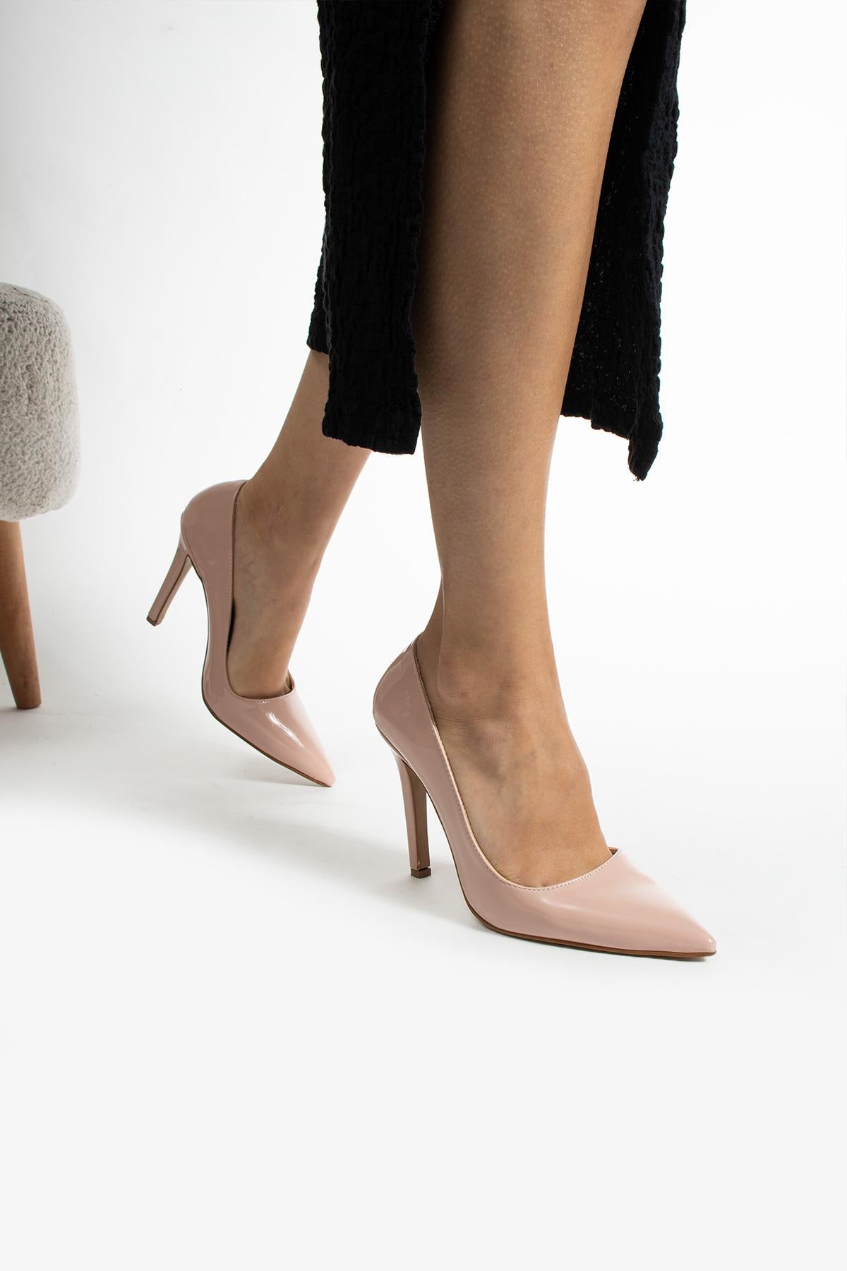 Kadın Stiletto Topuklu Ayakkabı (KALIP KÜÇÜK, BİR BEDEN BÜYÜK ALINIZ)