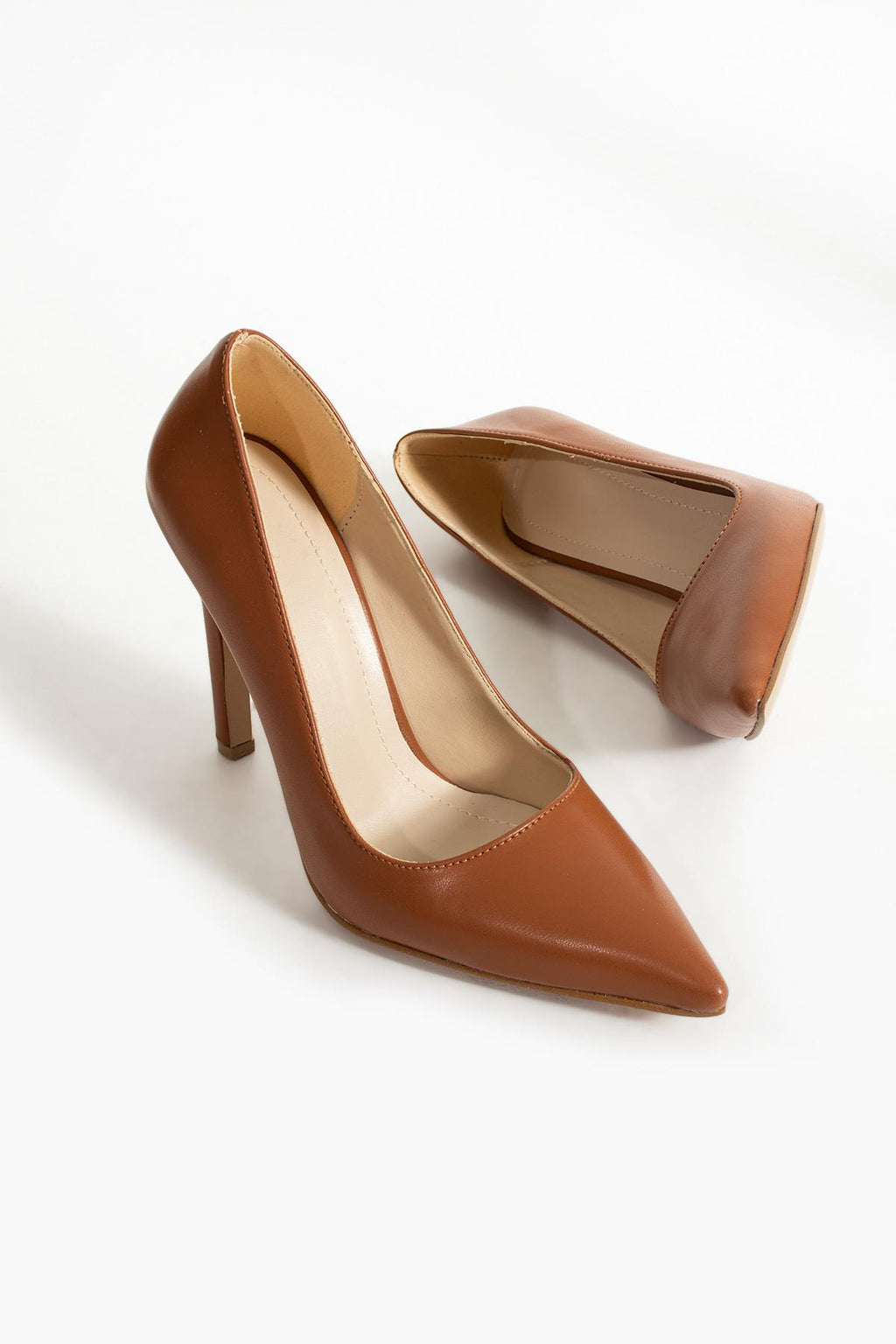 Kadın Stiletto Topuklu Ayakkabı (KALIP KÜÇÜK, BİR BEDEN BÜYÜK ALINIZ)