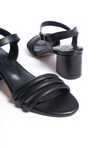 Kadın Topuklu Sandalet (5cm) - 1 Beden Büyük Alınız -