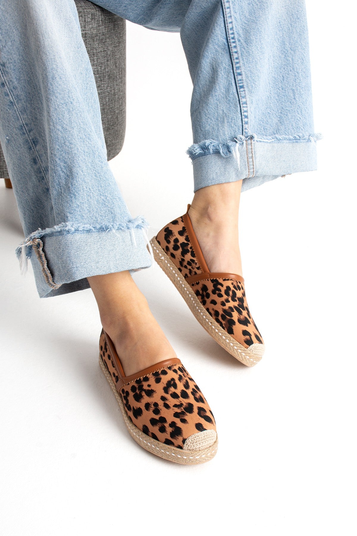 Taba Leopar Kadın Hasır Taban Espadril Rahat ve Ergonomik Ayakkabı