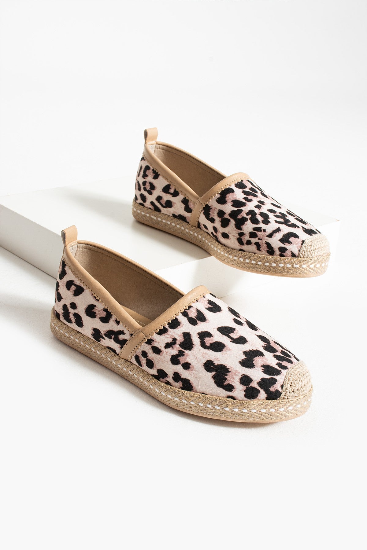 Vizon Leopar Kadın Hasır Taban Espadril Rahat ve Ergonomik Ayakkabı