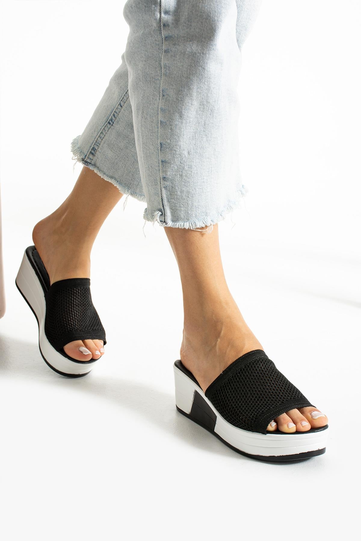 Siyah Dolgu Topuk Terlik Rahat Comfort (6cm)