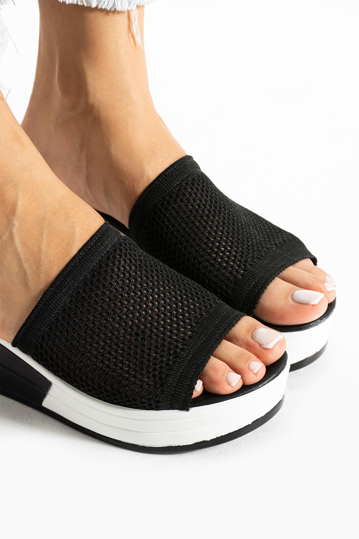 Siyah Dolgu Topuk Terlik Rahat Comfort (6cm)