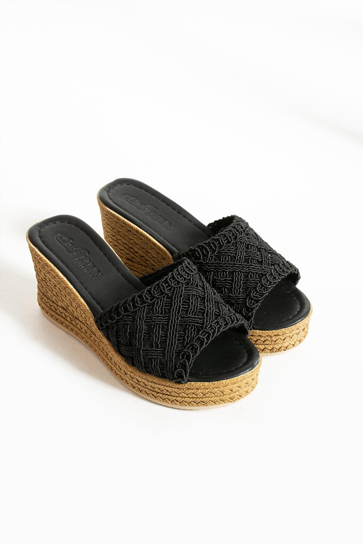 Siyah Dolgu Topuk Terlik Rahat Comfort (8cm)