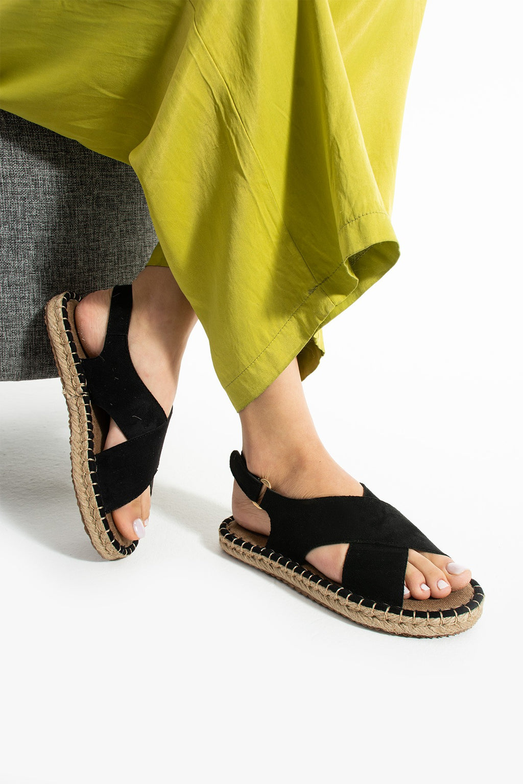 Siyah Kadın Hasır Taban Anatomik Comfort Espadril Ergonomik Arka Cırtlı Günlük Sandalet