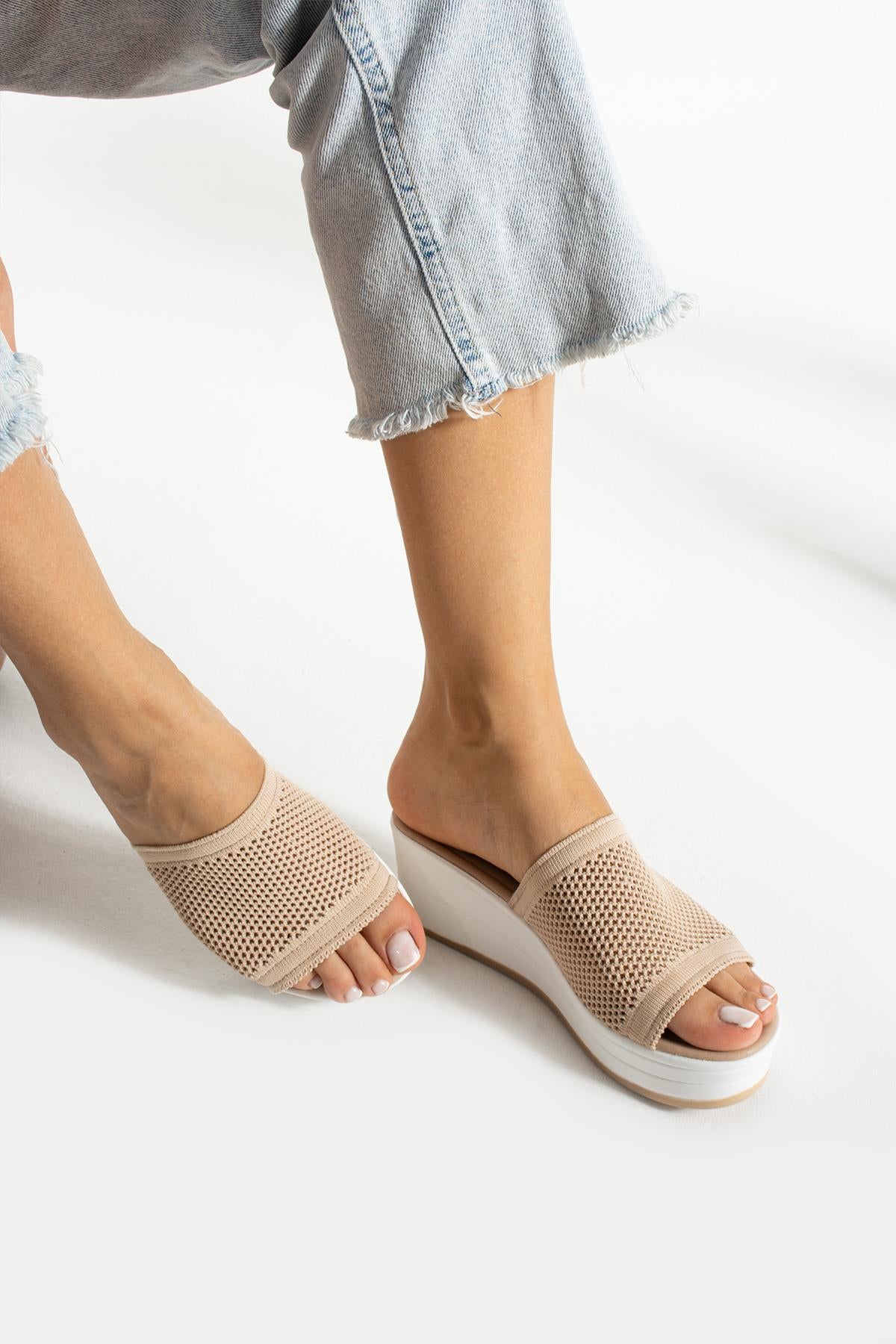 Vizon Dolgu Topuk Terlik Rahat Comfort (6cm)